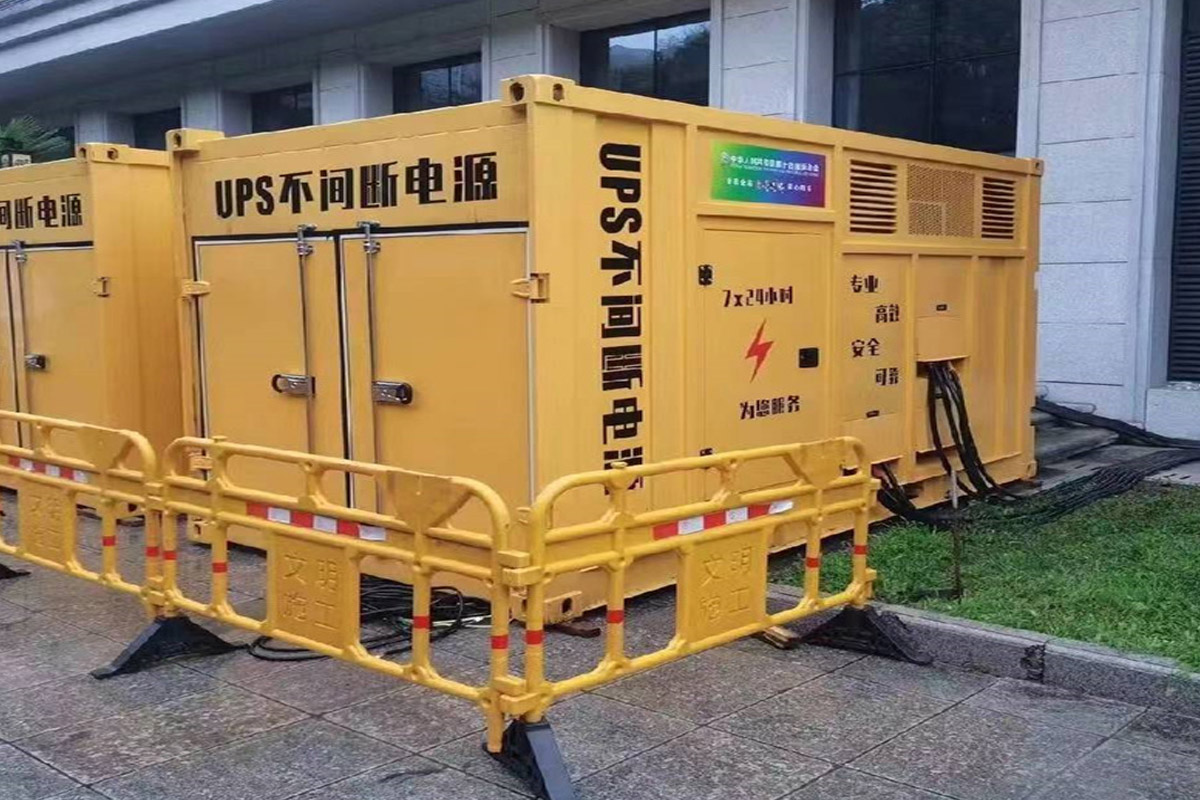 阳江镇发电机租赁施工现场